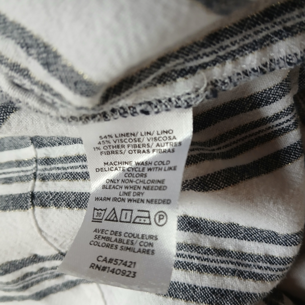 LOFT Black & White Striped Flutter Sleeve Blouse XL - Picture 8 of 8